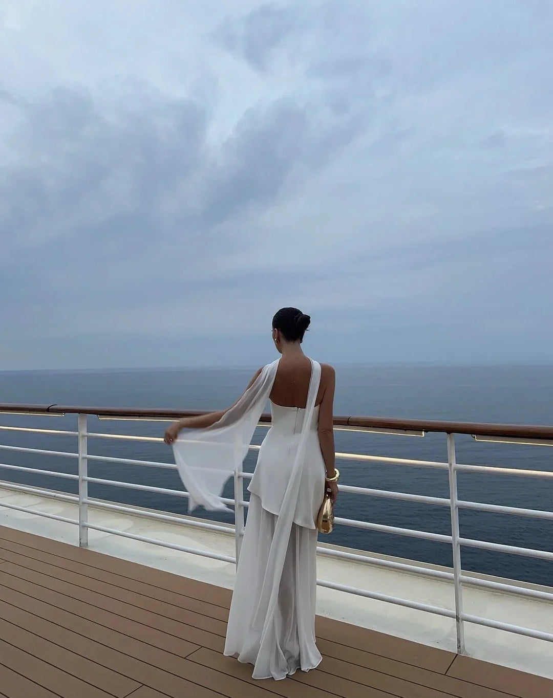 Abito Lungo in Look a Strati