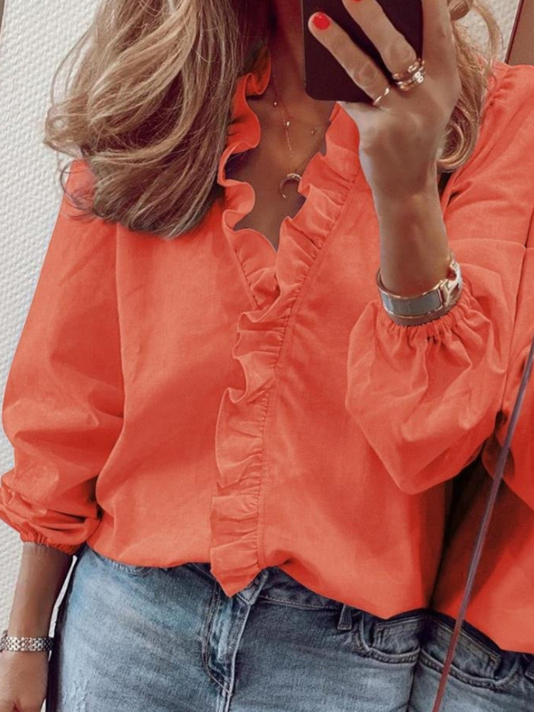 Blusa con escote en V y volantes para mujer | Manga larga